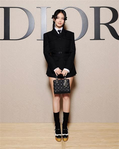 Viral Moment: Jisoo at the 2024 DIOR Paris Fashion Show